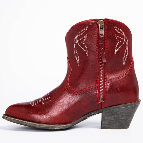 ARIAT DARLIN ROSY RED BOOTS - ROUND TOE 
SIZE 11 B - Picture 3 of 13